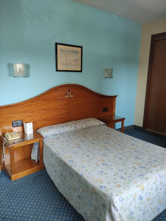 Hotel Ébora by Vivere Stays Talavera de la Reina Esterno foto